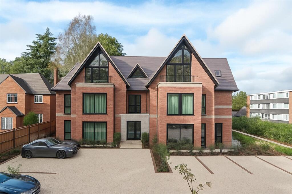 Luxury Ground Floor Apartment to Rent at Mulberry Court, Solihull | £3,950 PCM | Partridge Homes