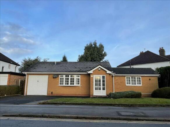 Properties to Rent in Shirley. Another Let Agreed | Stanway Road