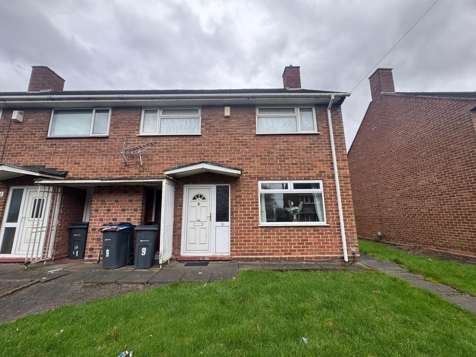 New To The Market For Sale – Moatmead Walk, Hodge Hill – Three Bedroom End Terrace Home