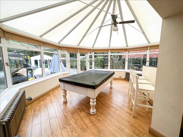53 Sheldonfield Road Image