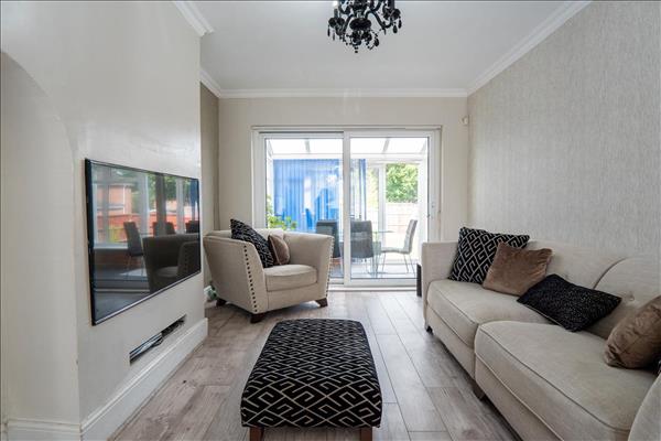 154 Barrows Lane Image