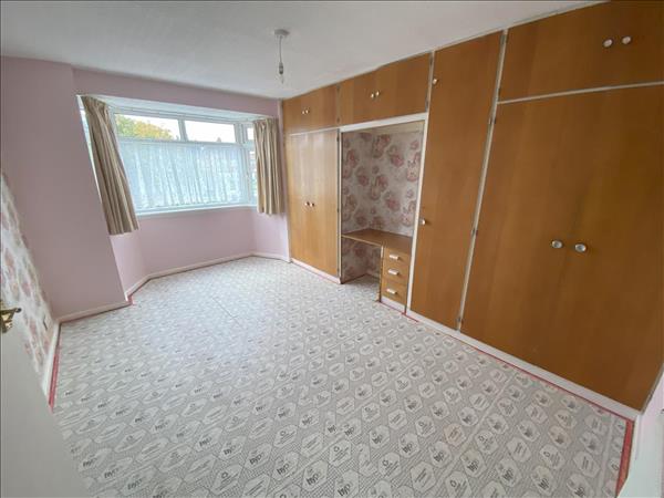 316 Hobs Moat Road Image
