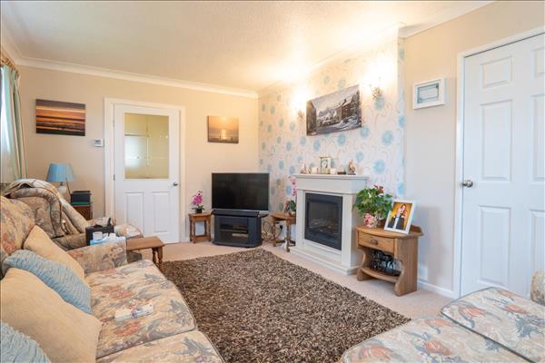 16 Wayfield Road Image