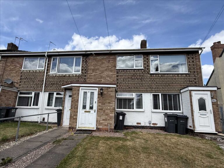 96B Manor House Lane Image