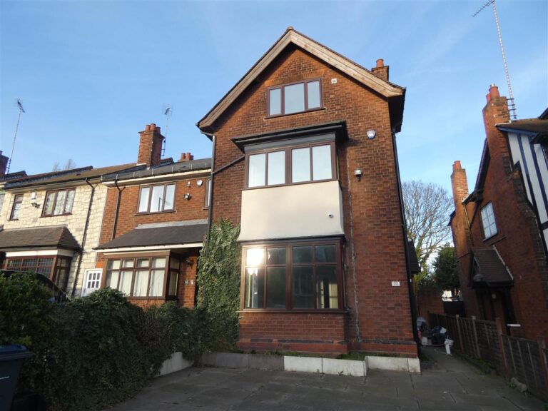 70 Wheelwright Road Image
