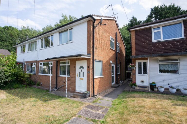 36 Atherstone Close Image