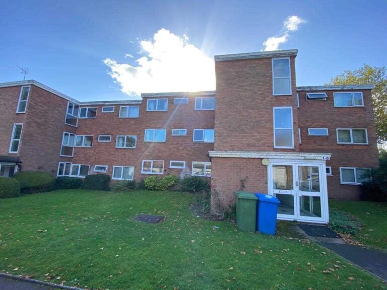 Flat 5 Malvern Court Image