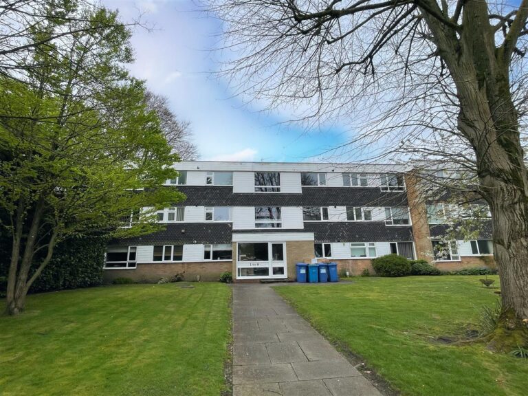 4a Chadley Close Image