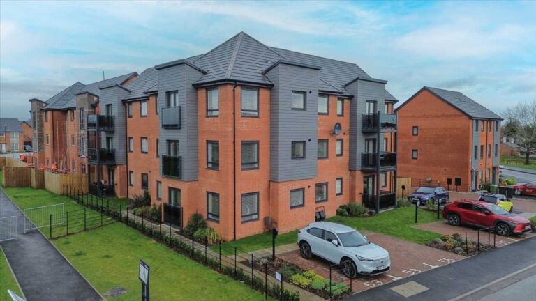 65 Light Hall Lane Image