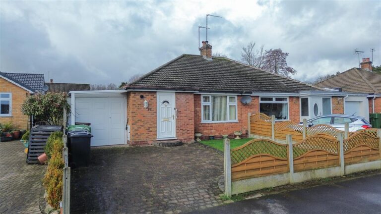 76 Douglas Road Image