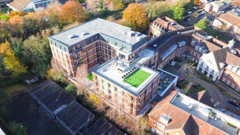 Apartment 52A Imperial House, Princes Gate Image