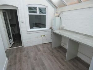 43 Lakey Lane Image