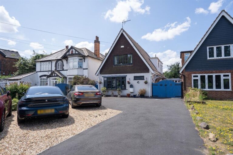 31A Elmdon Road Image