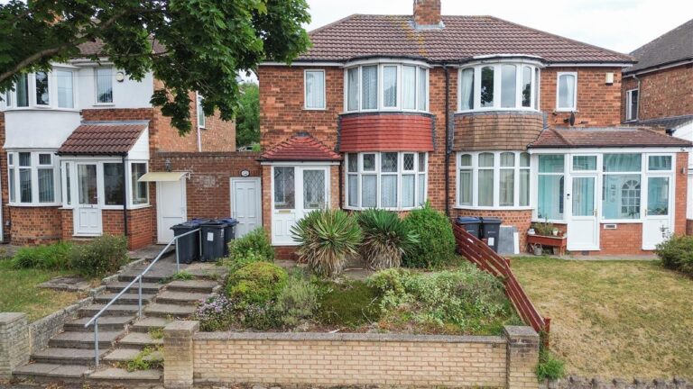 77 Duncroft Road Image