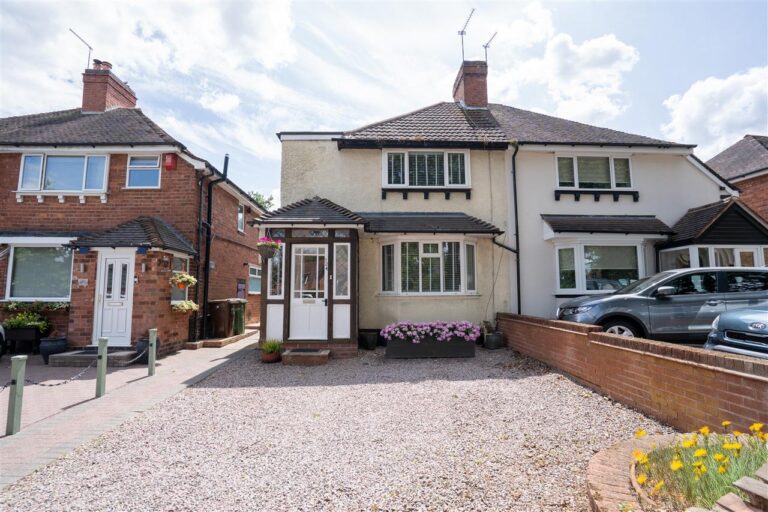 124 Streetsbrook Road Image
