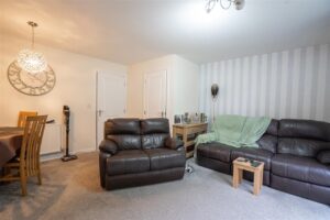 25 Wolston Close Image