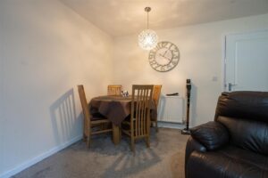 25 Wolston Close Image