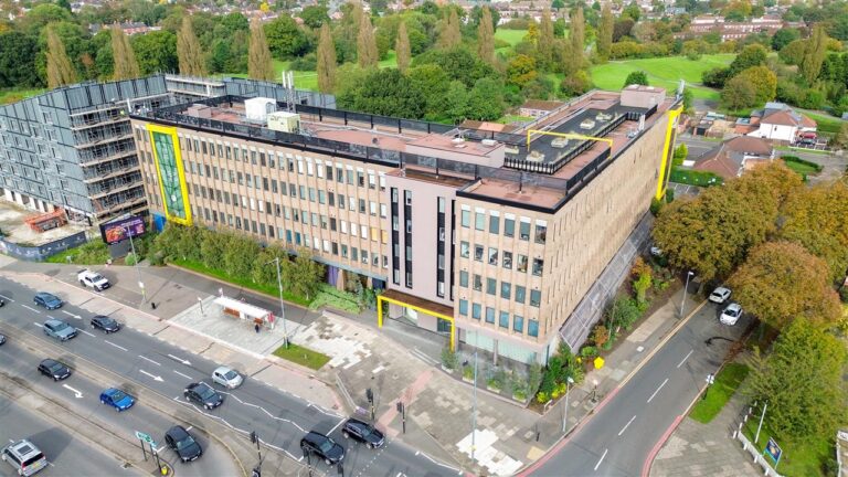 301 Park Gate at Lyndon Place Image